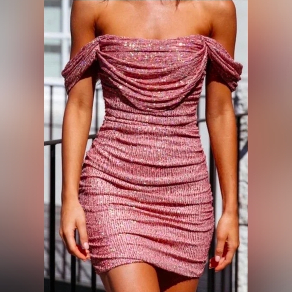 Nwt Hello Molly Frequent The Club Pink Gold Sequin Off Shoulder Mini Dress 4